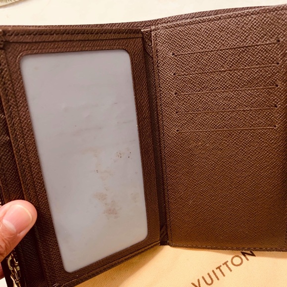 Flash sale Authentic LV Trifold wallet - Picture 8 of 8